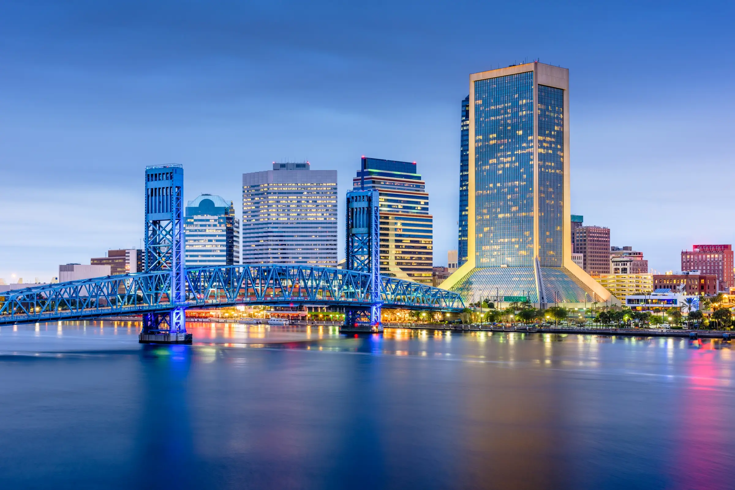 Jacksonville skyline with the main street bridge across the St. Johns River at twilight, reflecting Jacksonville web design aesthetics.