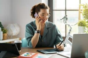 Woman calling to a hire a web agency